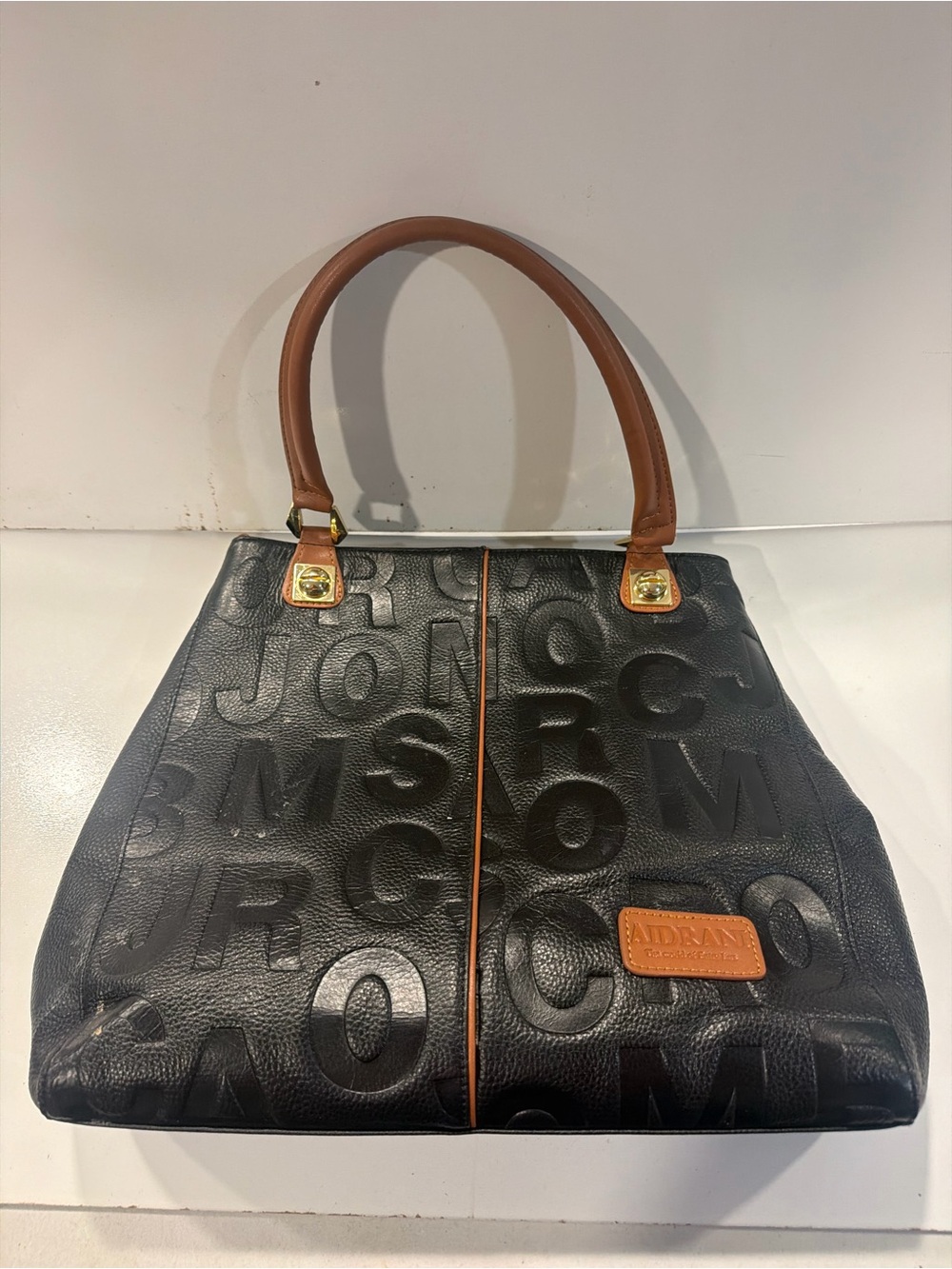 Aidrani purse